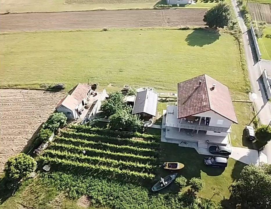 Eko Apartmani Krackovic Golubovci Esterno foto