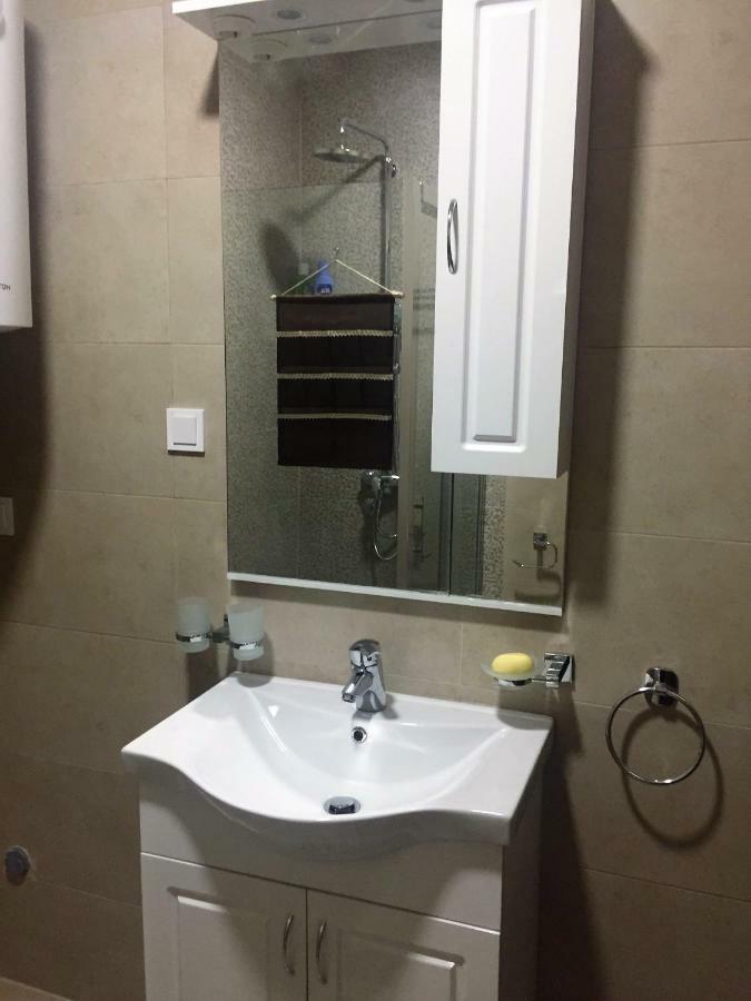Eko Apartmani Krackovic Golubovci Esterno foto